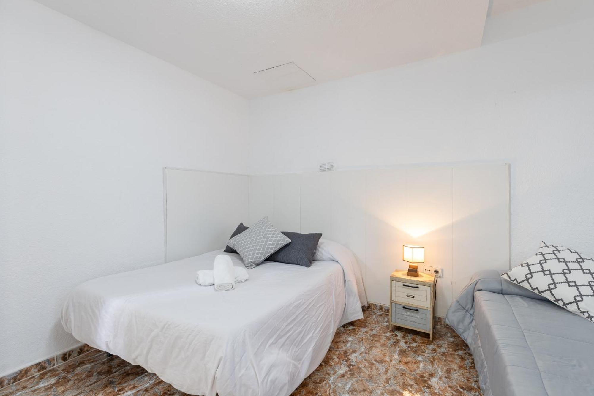Villa Fidalsa Grand White House Tangel